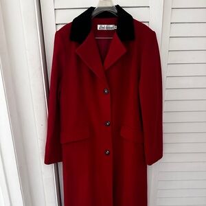 Lady’s wool coat